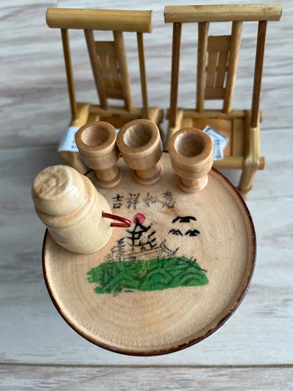 Japonský set miniaturního nábytku - 6