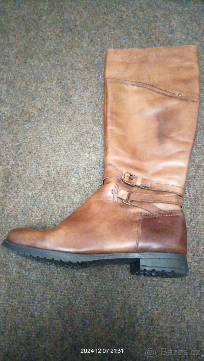 Dámské kožené kozačky Baťa - 6