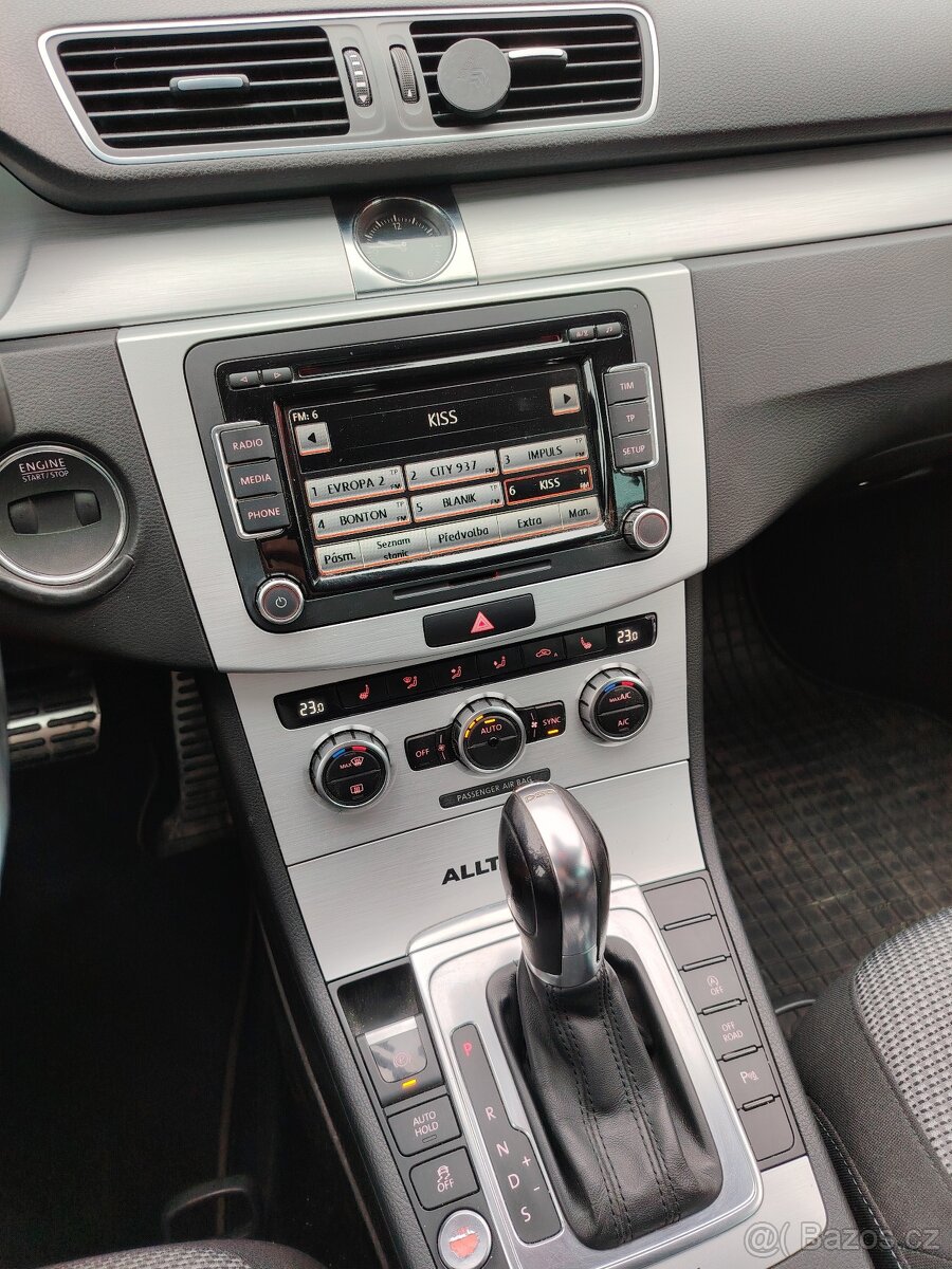 Volkswagen Passat - 6