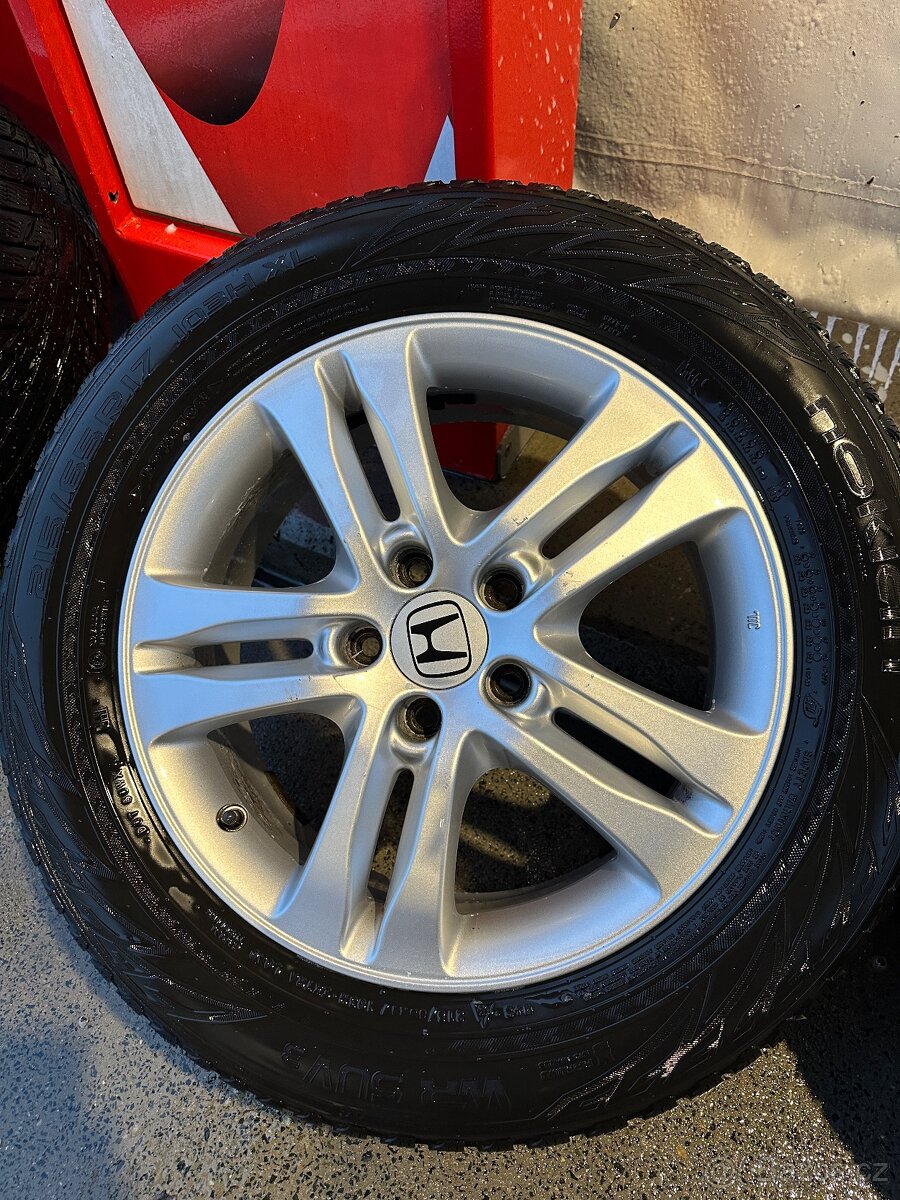 Alu sada Honda Cr-v 215/65/17 - 6