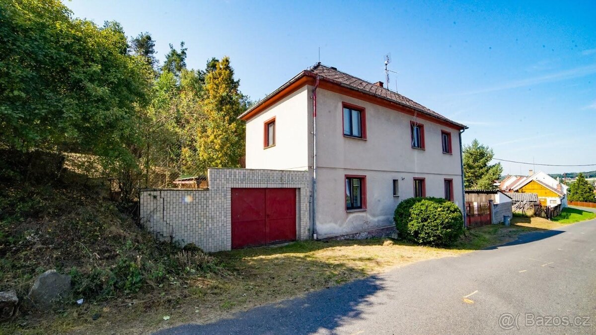 Prodej rodinný dům Ledce - 6