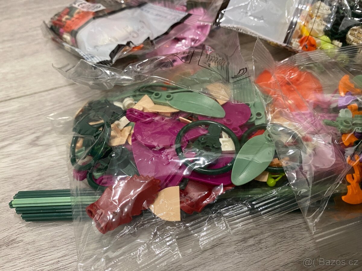 NOVÉ Krásná kytice růžových květin - 749ks kostek - 6