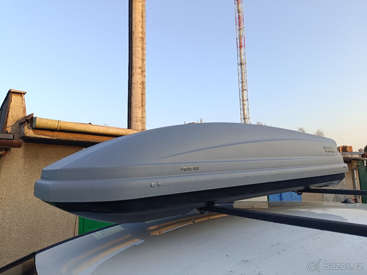 Střešní box Thule Pacifik 600 - 6