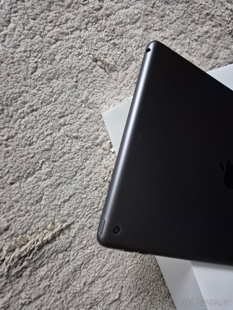 Apple iPad 7. generace 32gb - 6