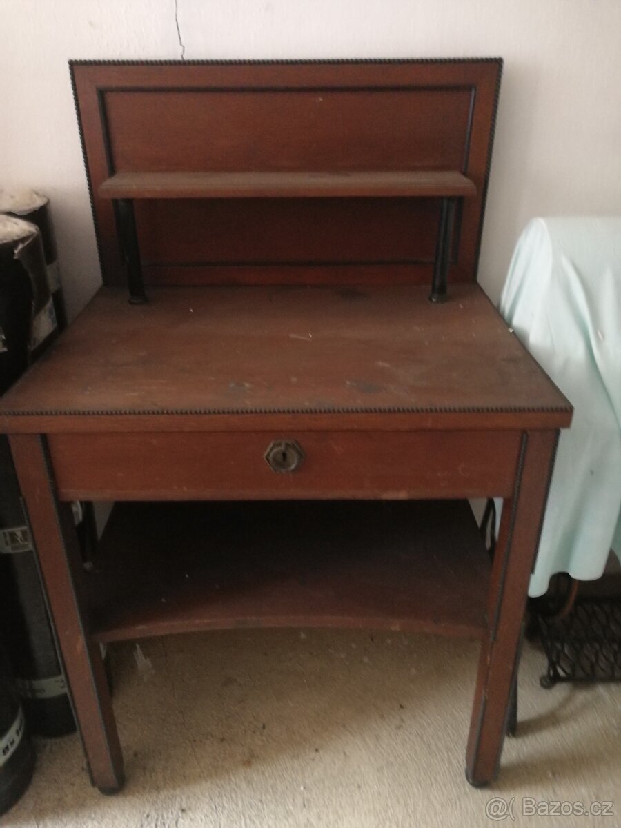 Prodám starožitný nábytek - 6