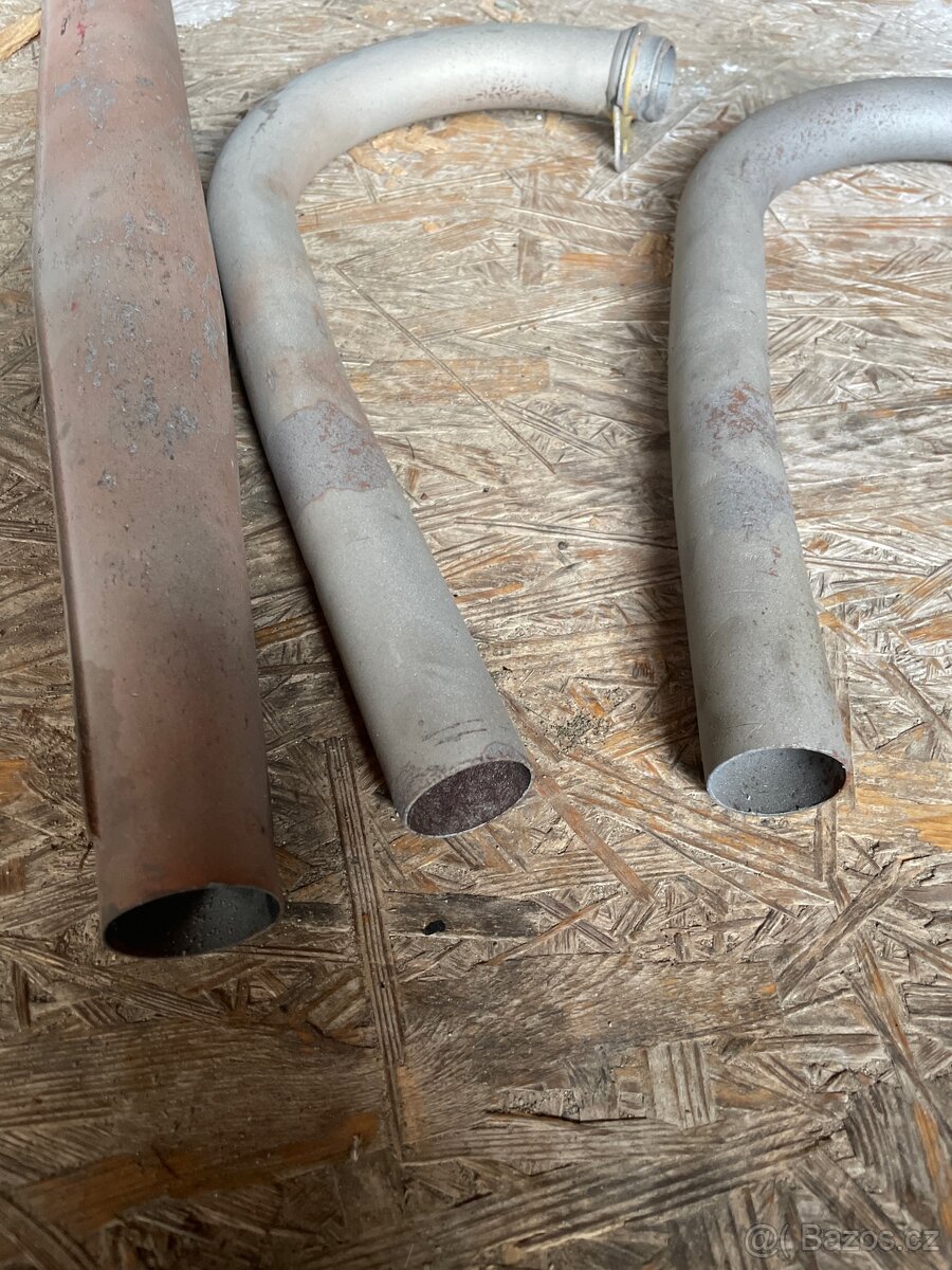 Výfuk. Koleno 2x Stadion S11 - 6