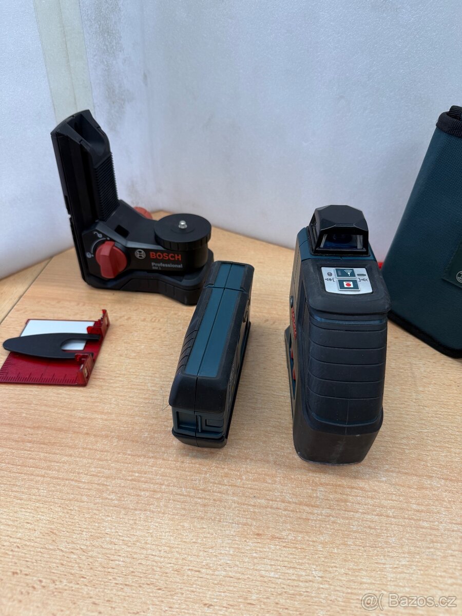 Prodam laserBOSCH GLL2-80 P+ profesional BOSCH LR2 - 6