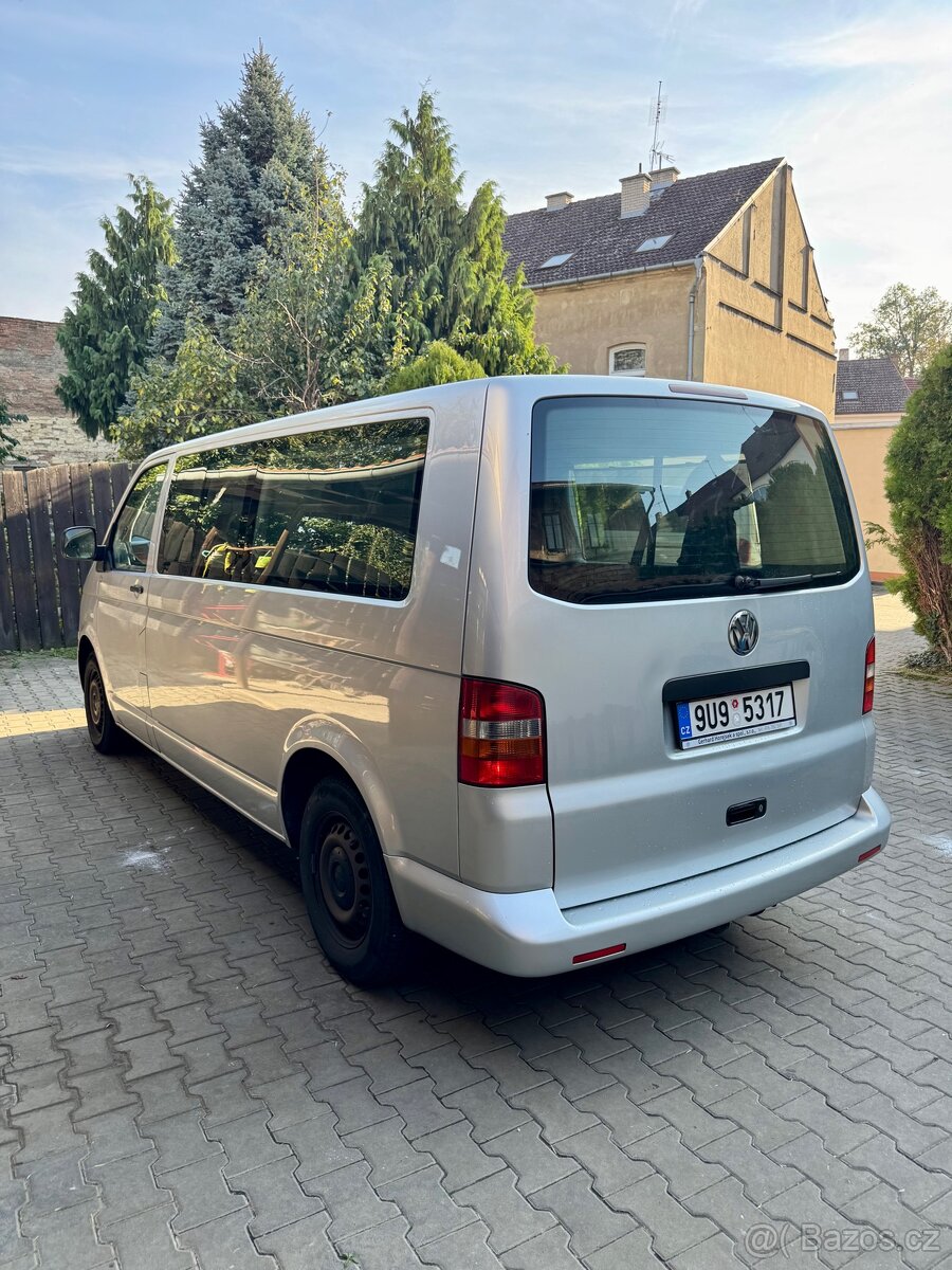 VW Transporter T5 Long 1.9 TDI – 9 míst, cena bez DPH - 6