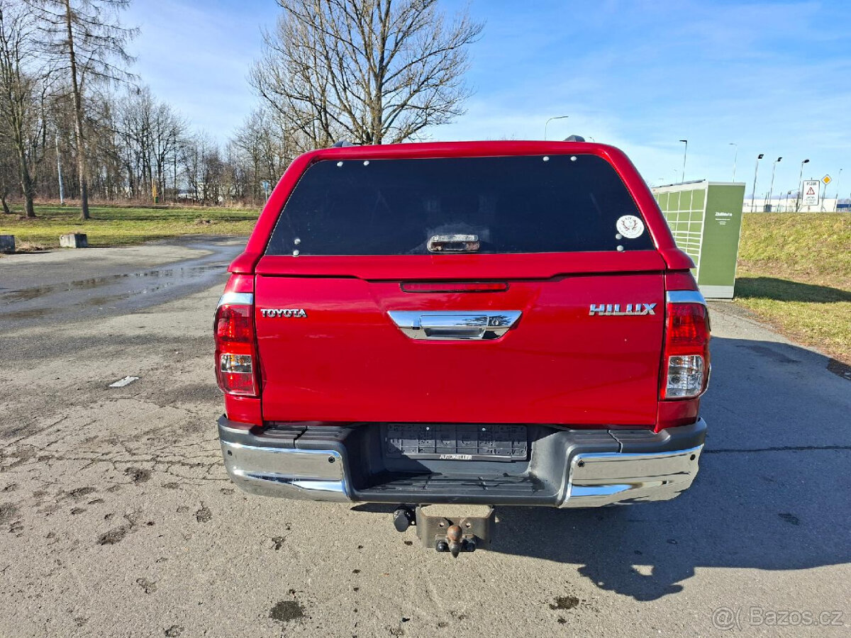Toyota hilux 2,4 d4d automat 3/2018 max výbava - 6