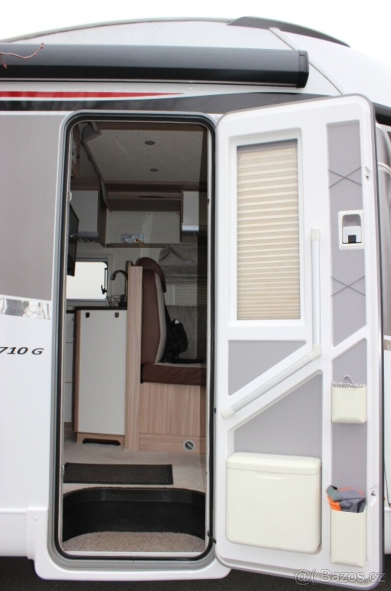 BURSTNER IXEO 710 - 6