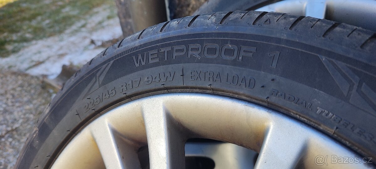 Letni pneu na discich Renaulr - 6