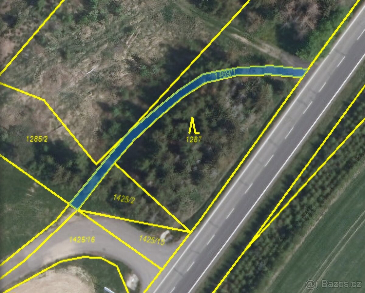 PARKOVIŠTĚproKARAVANING 300metrů od D1 EXIT119 VelkýBeranov - 6