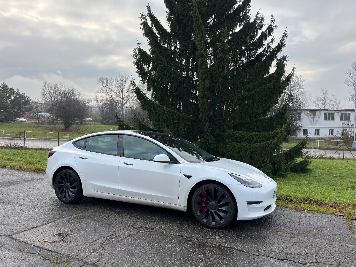 Tesla model 3 Performance, 2021, nová baterie - 6