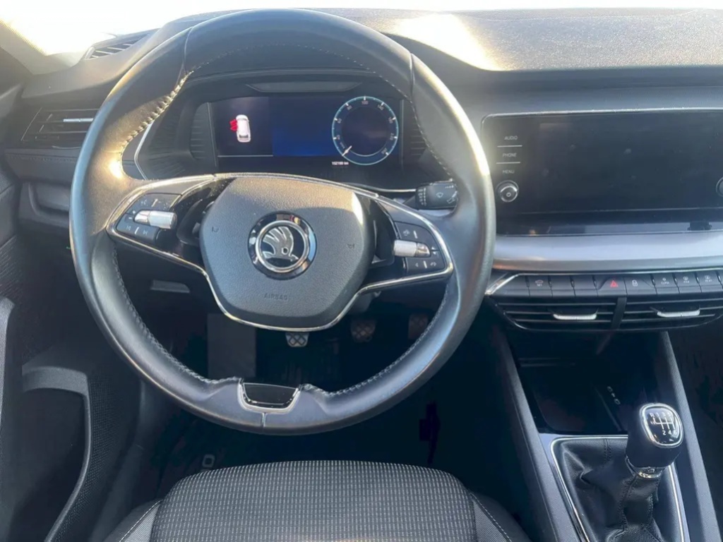 Škoda Octavia, 2.0TDi 85kW Ambition - 6