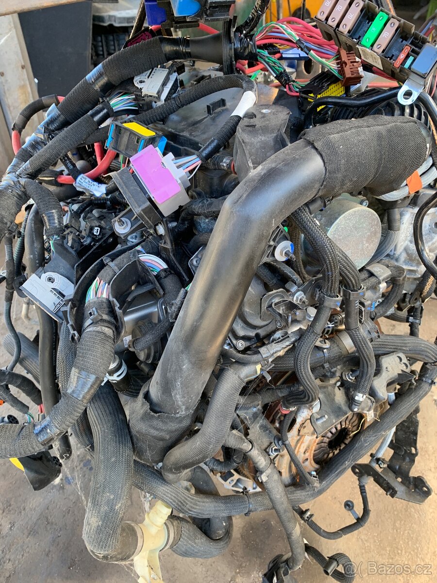 Motor Renault trafic 2,0Dci. MGR Z714 - 6