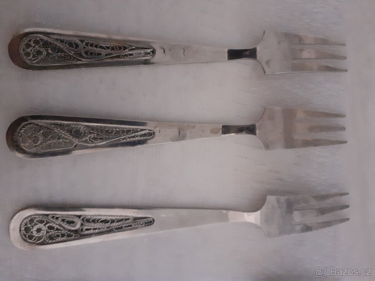 Dezertní vidličky a lžičky - 6