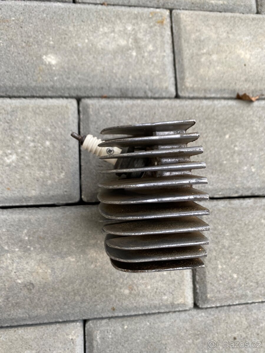 Hlava válce Jawa Pionýr - 6