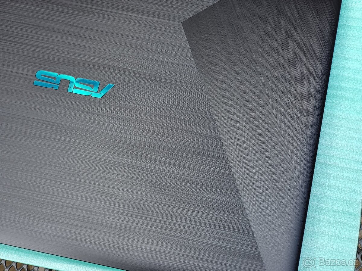 Herní notebook Asus M570D - jako nový, nevyužitý - 6