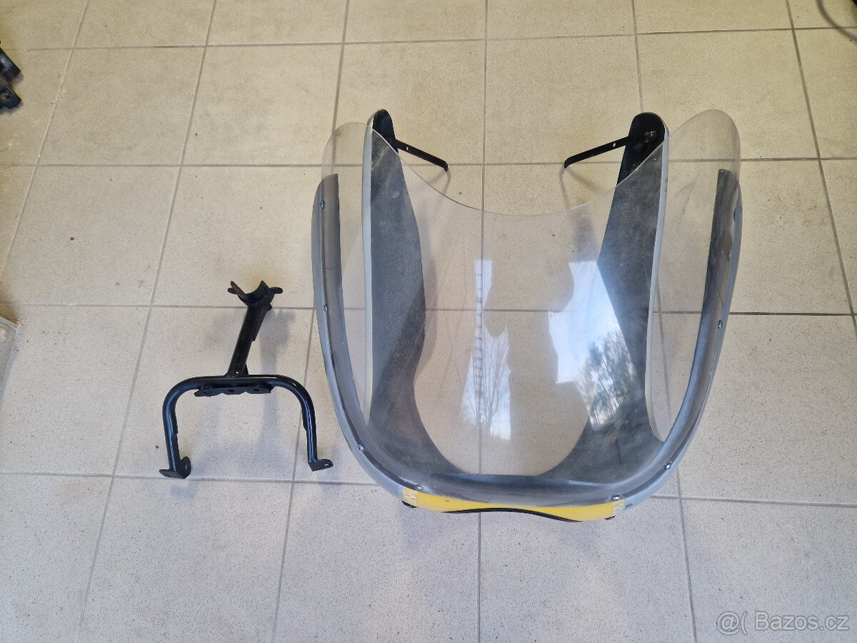 Triumph Thruxton 900 - 6