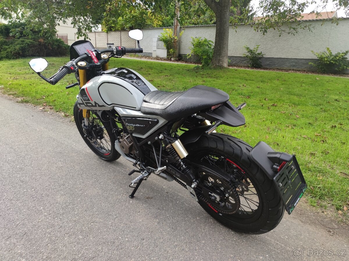 F.B Mondial HPS 125i Hipster šedá - 6