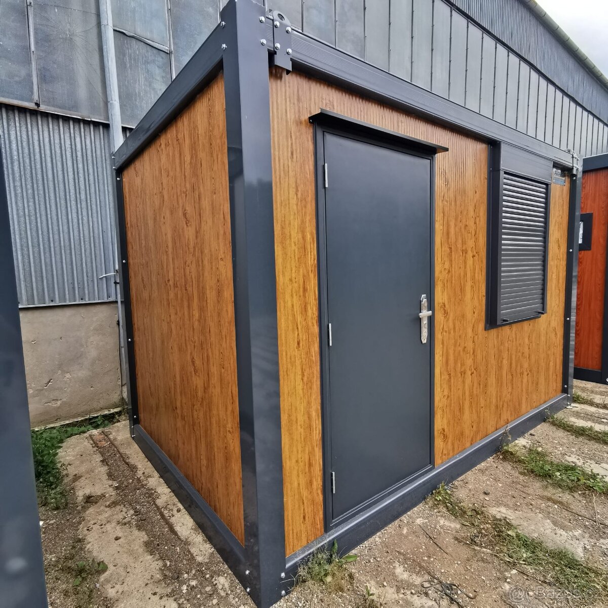 Obytný/prodejní kontejner PMP-K o rozměru 2,4x4 m - 6