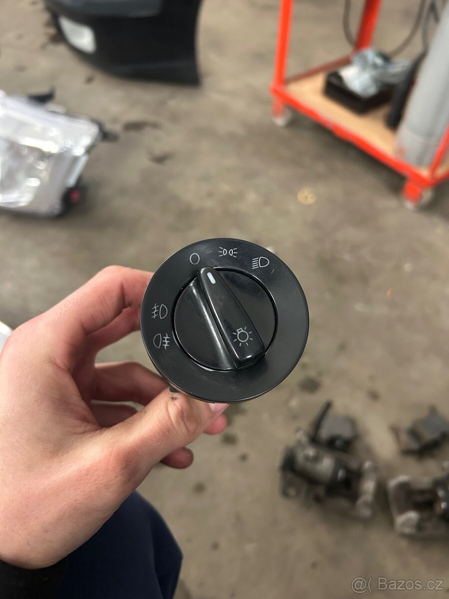 Nárazník Škoda Octavia II - 6