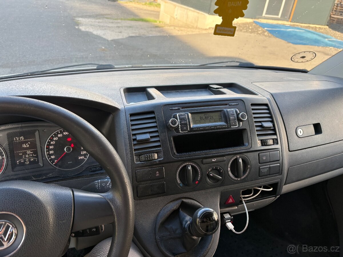Prodám volkswagen Transporter t5.1 2.0tdi 75kw - 6