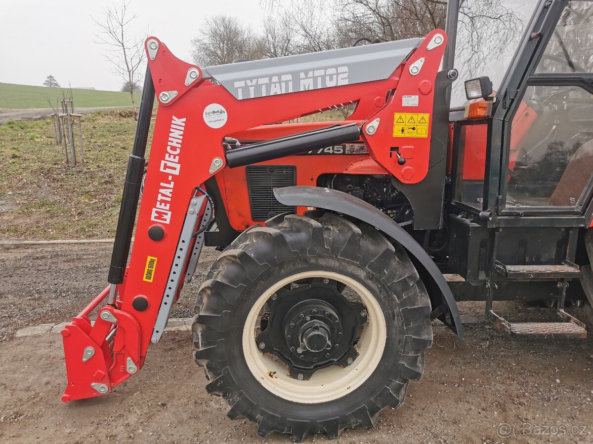 MONTÁŽ ČELNÍCH NAKLADAČŮ METAL-TECHNIK - 6