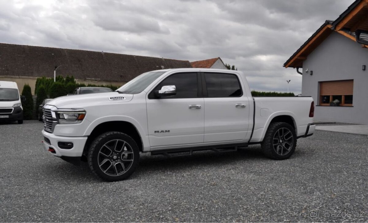 Dodge RAM 1500 LARAMIE 5.7 HEMI 2021 VIN: 1C6SRFJT1MN632614 - 6