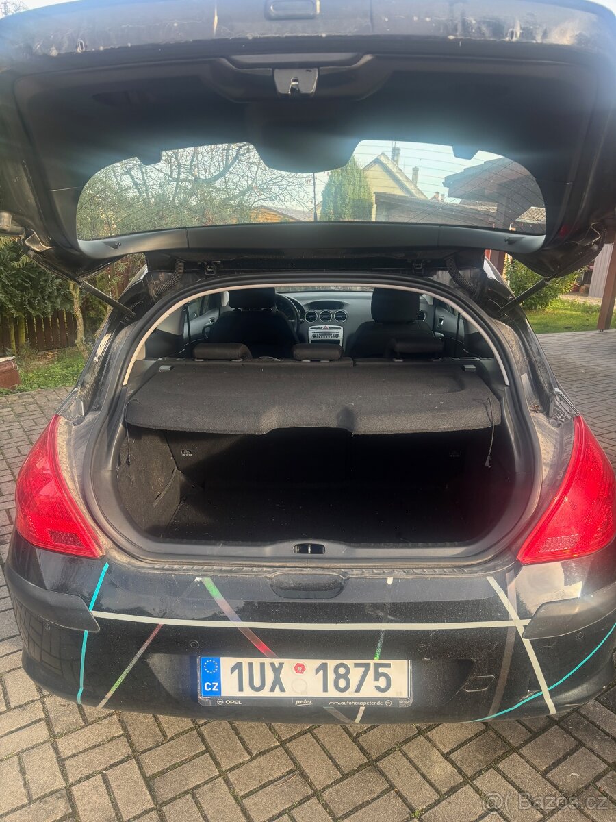 Peugeot 308, nehavarované, r. v. 2008 - 6