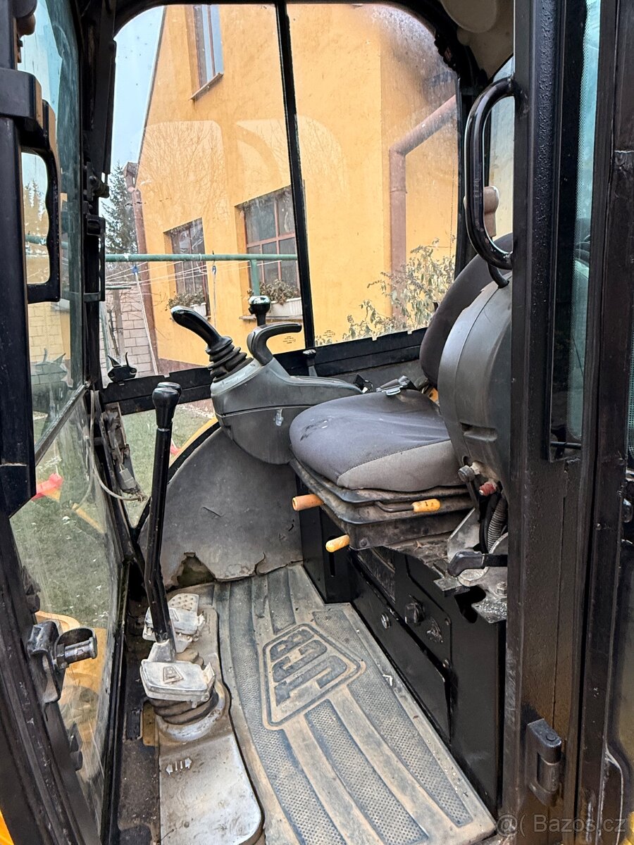 Bagr JCB 8035 ZTS, cca 3,5 t, r. v. 2007 - 6