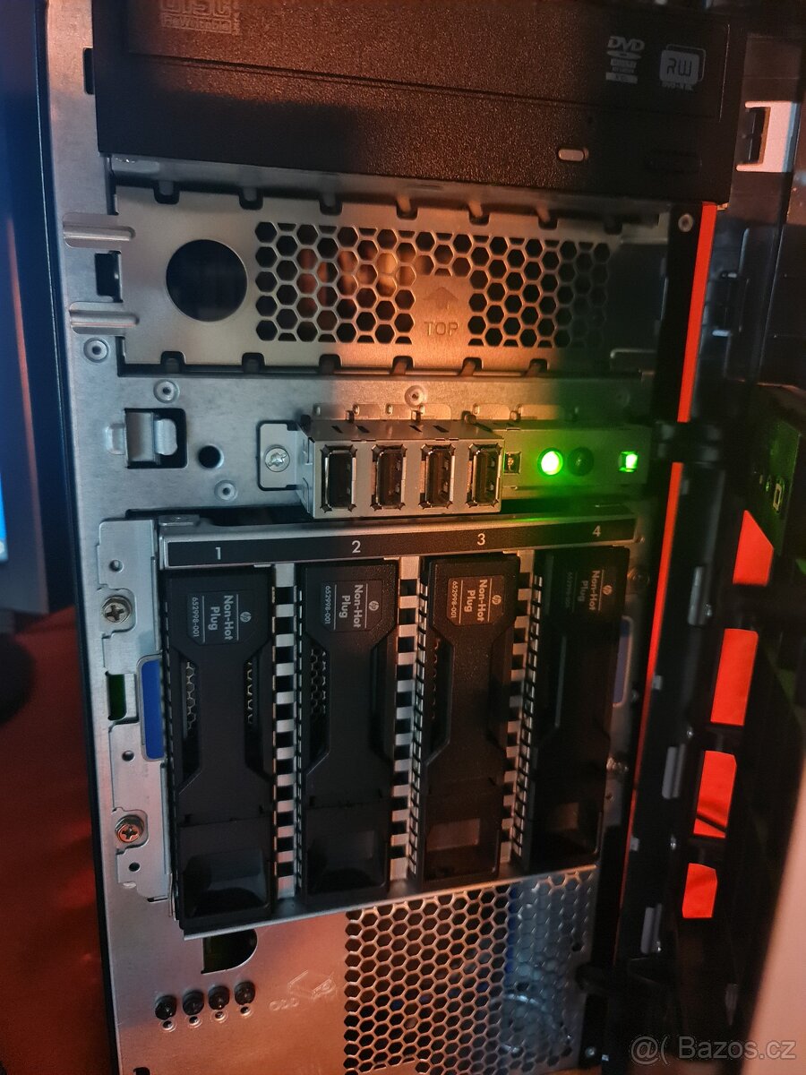 HP Proliant ML310e Gen8 Xeon E3-1220 V2 3,10Ghz 4x 8GB DDR3 - 6