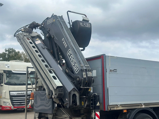 Scania R500 6x2 - valník s hydraulickou rukou FASSI - 6