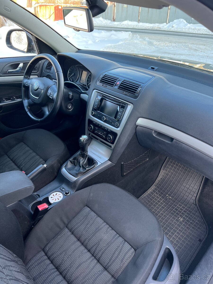 Škoda Octavia 2 Elegance Combi 1.6 TDI 77 kW - 6