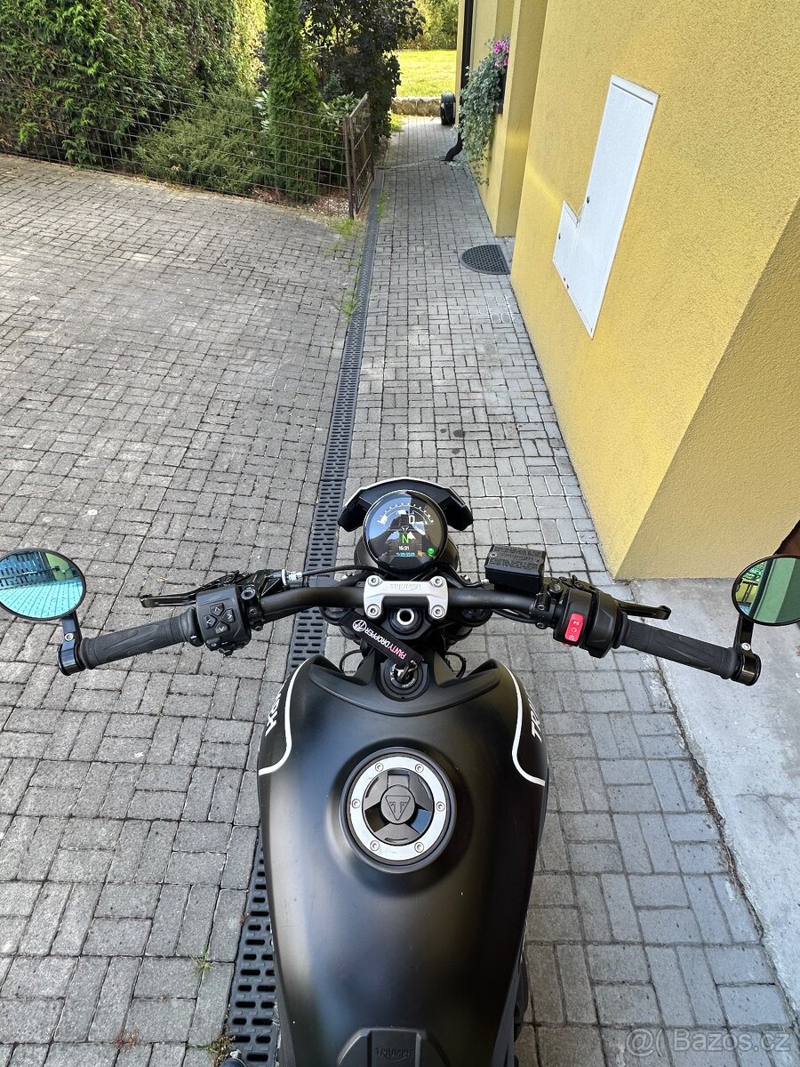 Triumph Trident 660 - 6