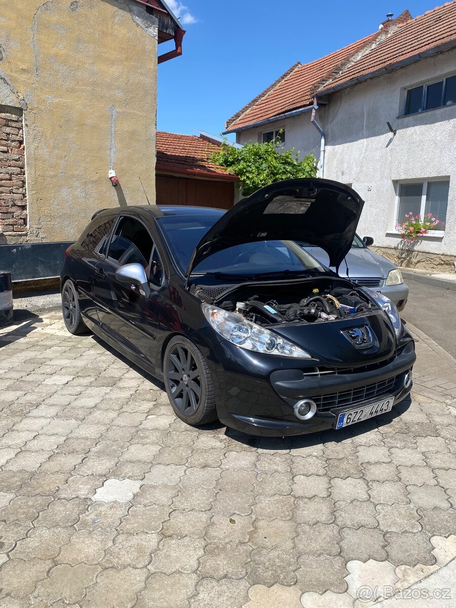 Peugeot 207 RC - 6