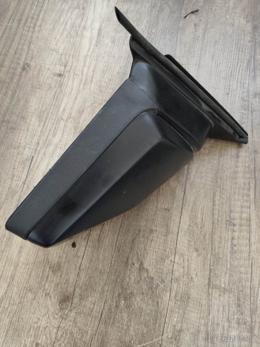 Maska, mřižka, gril na Opel Rekord E1, zánovní - 6