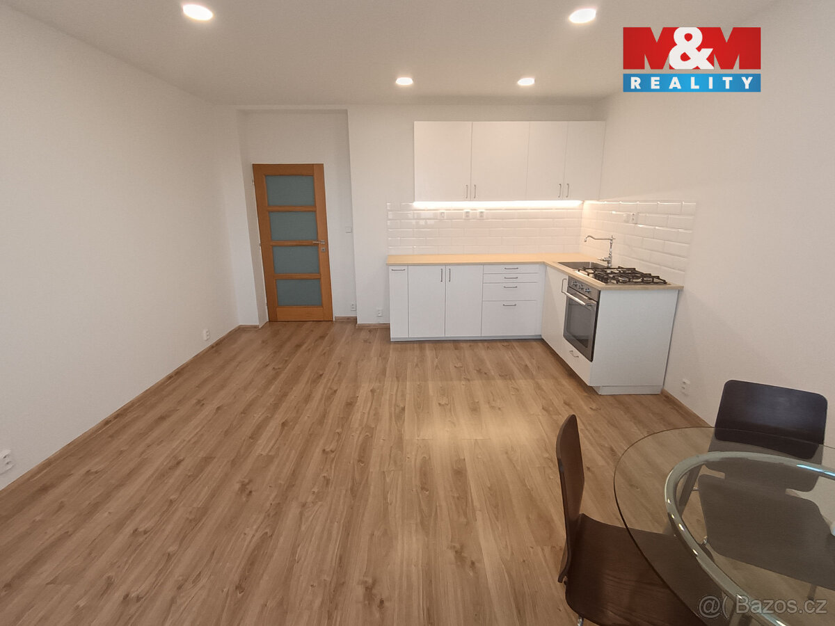 Prodej bytu 2+kk, 46 m², Ostrava, ul. Nádražní - 6