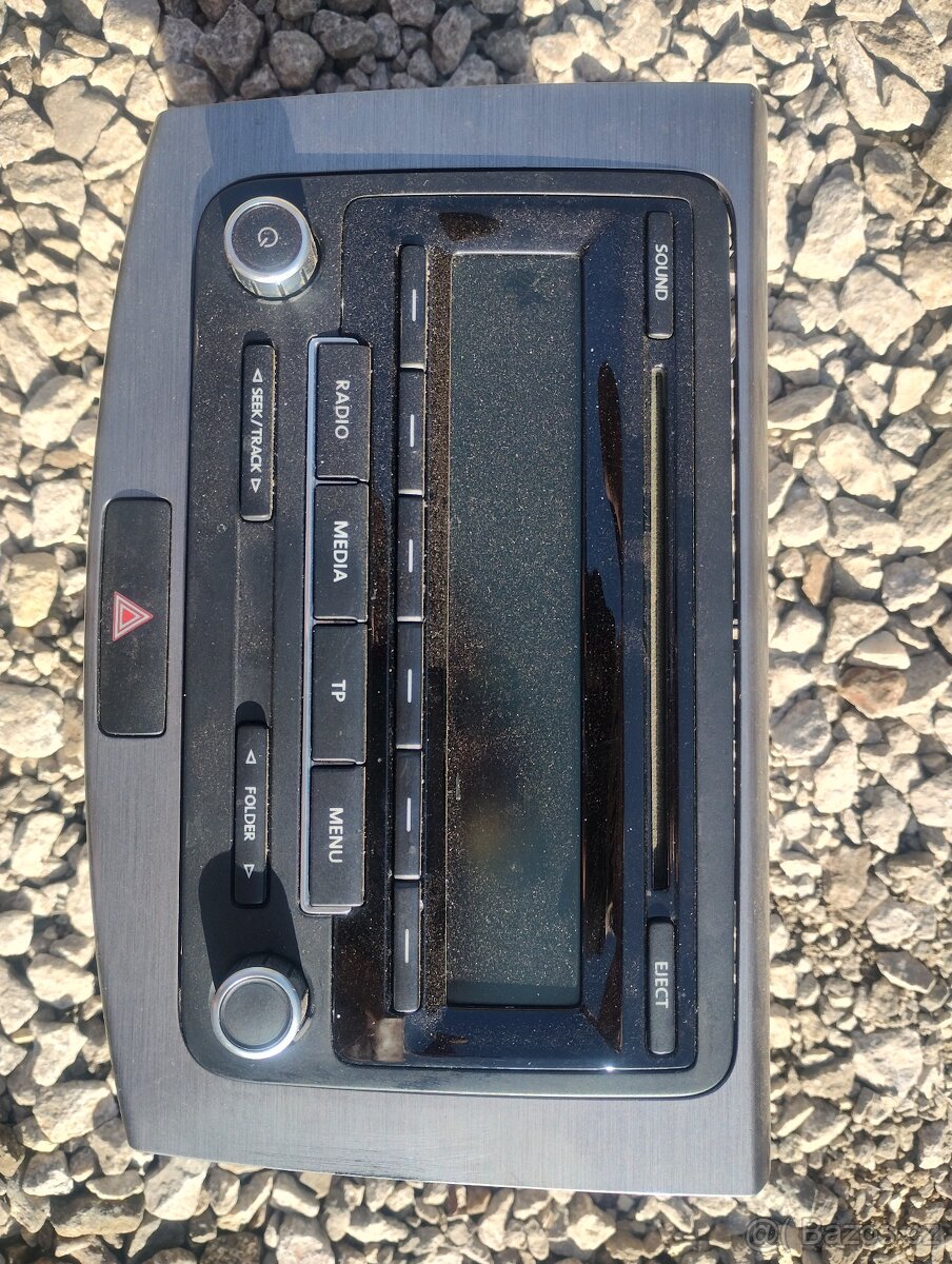 Vw Passat b7 kombi 2.0 tdi 103kw - 6