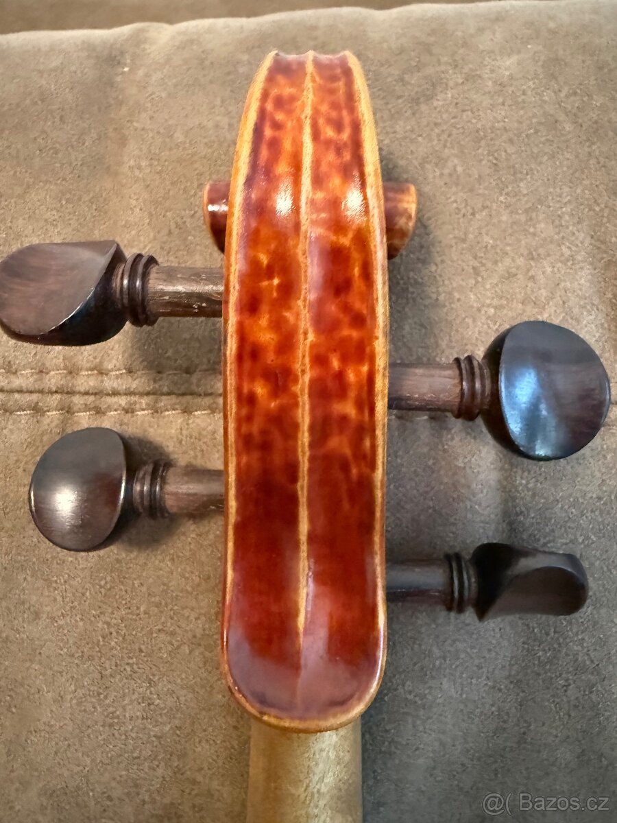 Krásné mistrovské housle - 6