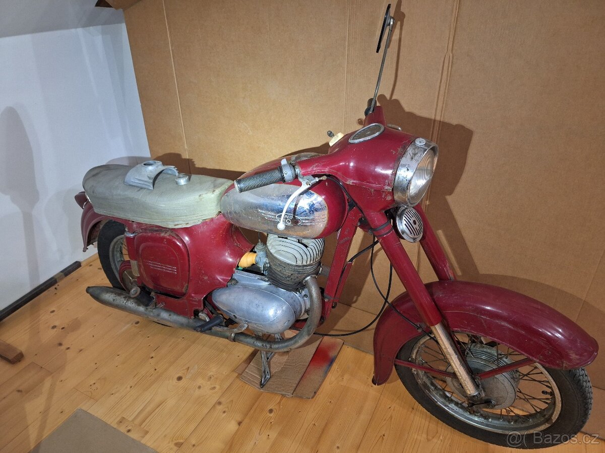 Jawa 250 559 panelka bez TP - 6