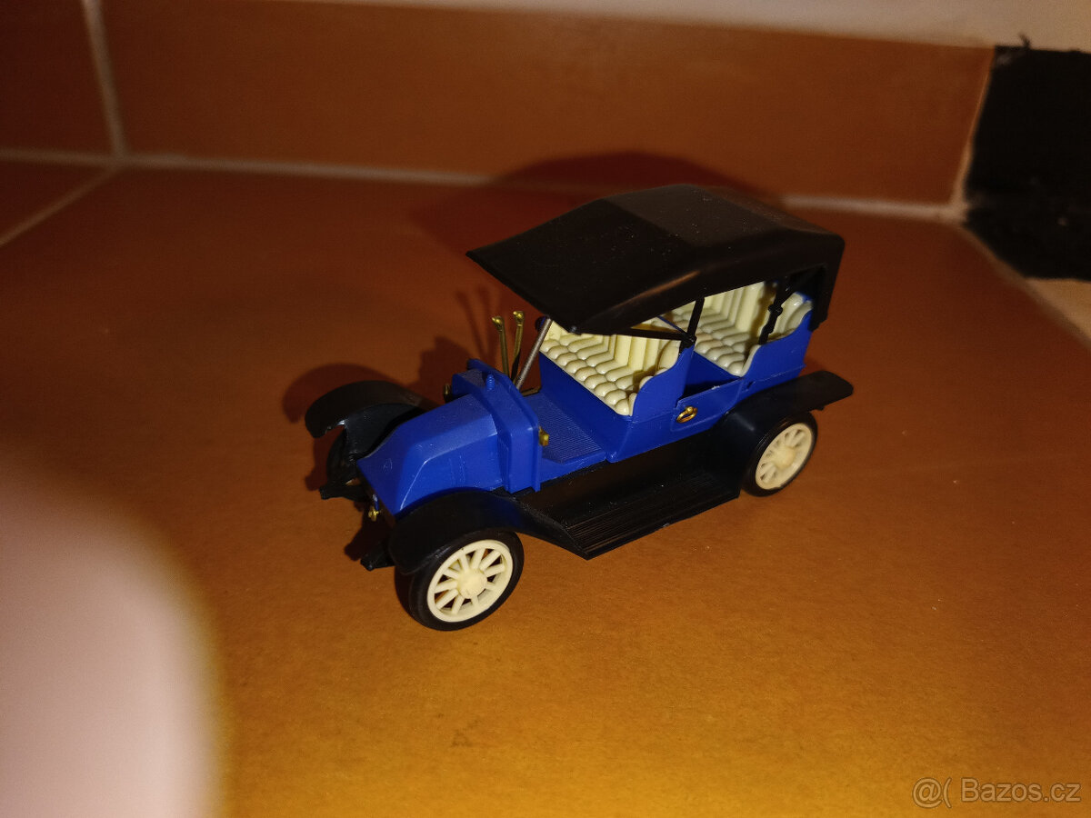 Modely autíčka igra - 6