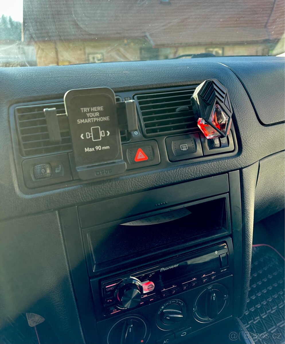 Volkswagen Golf 4 - 6
