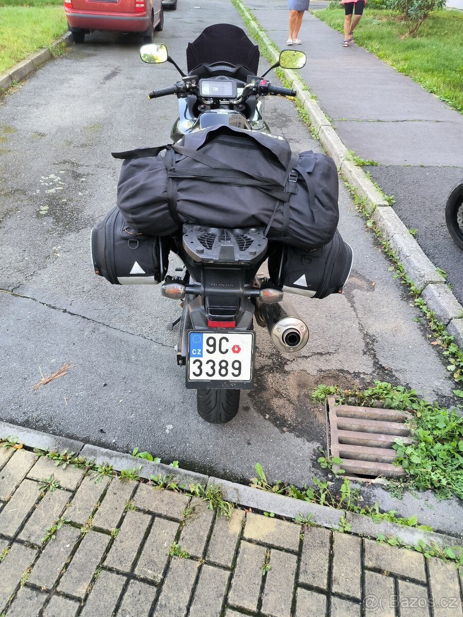 Honda CBF 1000 FA - 6