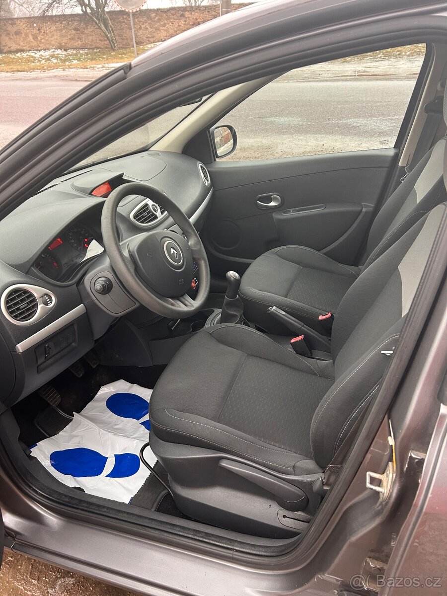 Renault Clio 1.2 benzin - 6