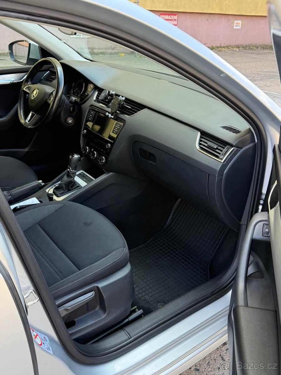 Škoda Octavia 3 - 6