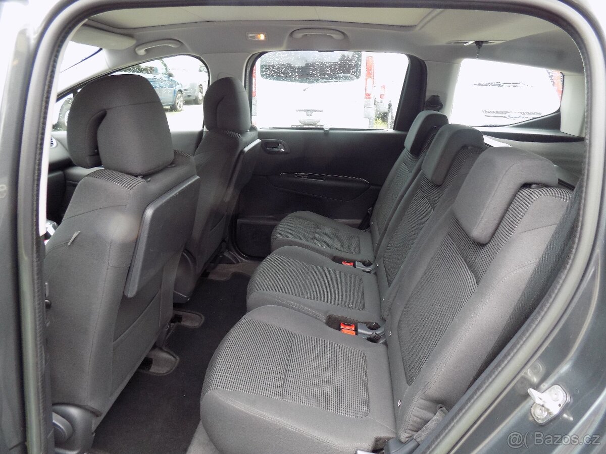 Peugeot 5008 2.0 HDI 100 KW PANORAMA TAŽNÉ - 6