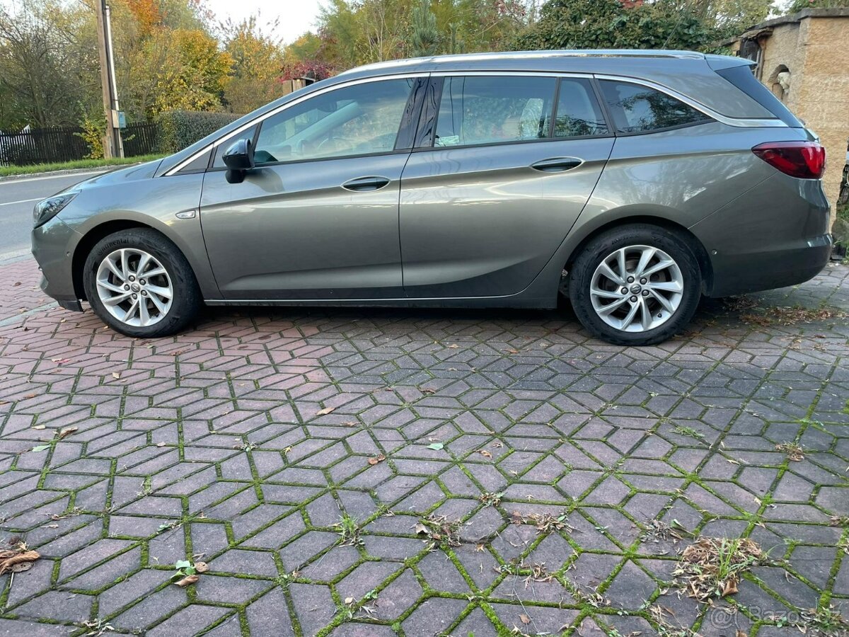 Opel Astra 90kW 1.MAJ ČR NEHAVAR. ZÁRUKA - 6