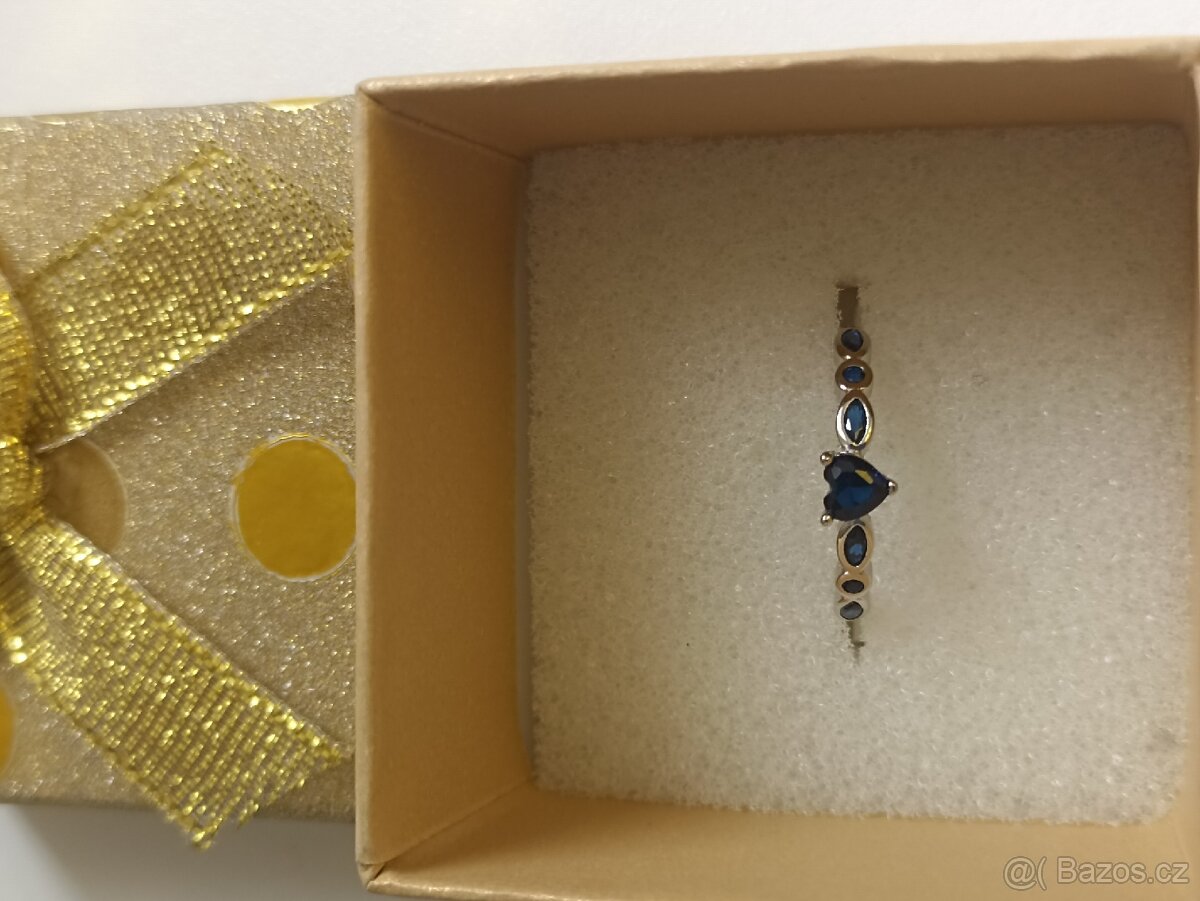 Stříbrný prsten - 6