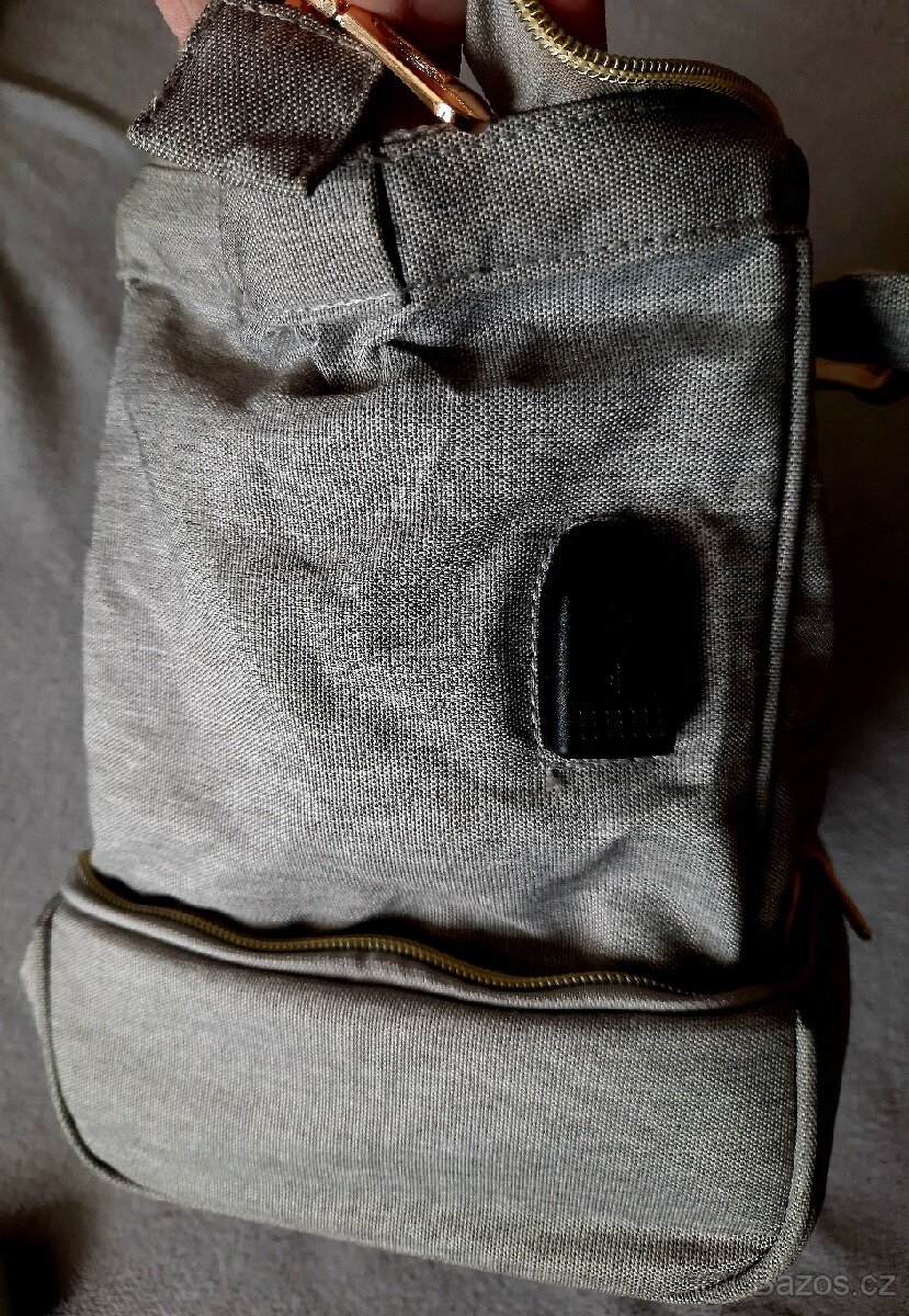 Stylová přebalovací taška/batoh šedá - 6